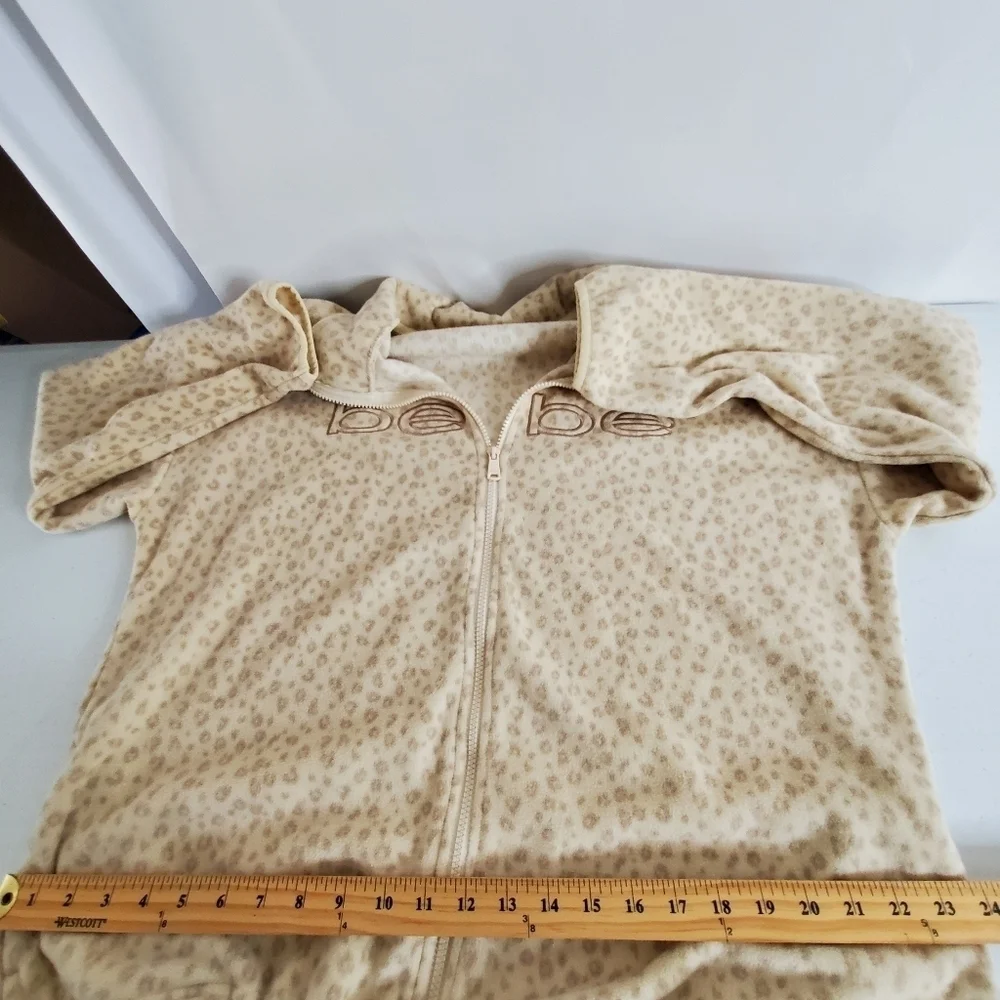 Bebe Animal Print Full Zip Fleece Jacket Size 1X Spell Out Long Sleeve Cozy Soft